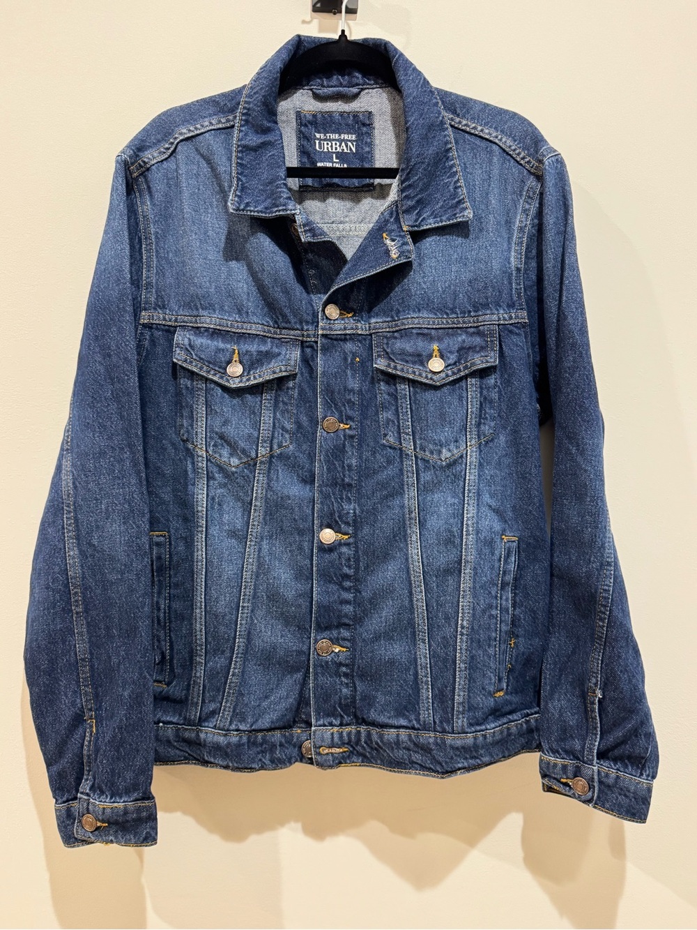 We The Free free people Urban Men's Denim Blue trucker Jacket Sz L NWOT